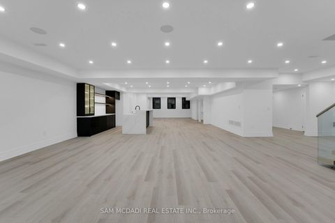 Photo 39 at 468 Saville Crescent, WO West, Oakville