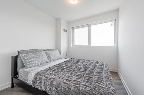 Photo 8 at 3307 - 159 Wellesley Street E, South St. James Town, Toronto