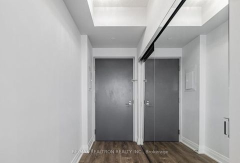 Photo 1 at 1003 - 36 Forest Manor Road Road, Henry Farm, Toronto