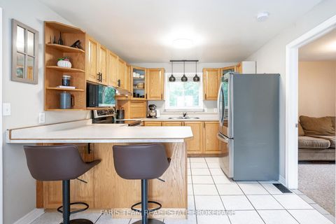 Photo 5 at 2108 Victoria Street, Stroud, Innisfil