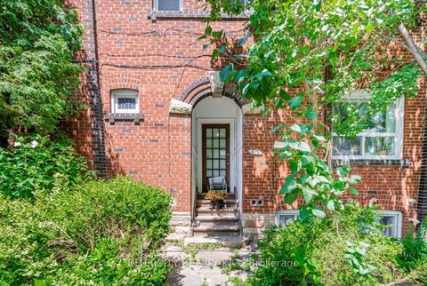 Photo 2 at 111 Alberta Avenue, Wychwood, Toronto