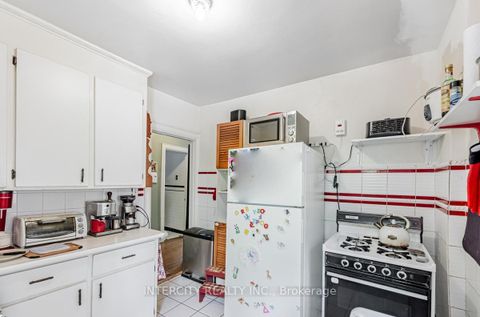 Photo 28 at 111 Alberta Avenue, Wychwood, Toronto