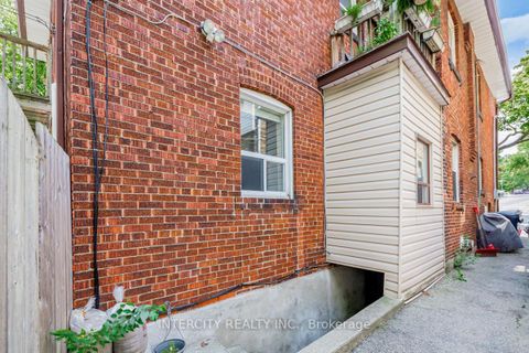 Photo 33 at 111 Alberta Avenue, Wychwood, Toronto