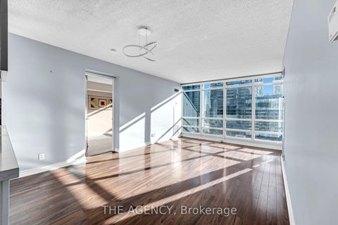 Photo 9 at 1211 - 397 Front Street W, Waterfront Communities C1, Toronto