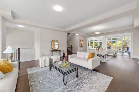 Photo 7 at 23 Kingwood Lane, Aurora Estates, Aurora