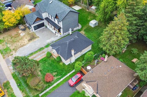 Photo 10 at 9 Euclid Avenue, Highland Creek, Toronto