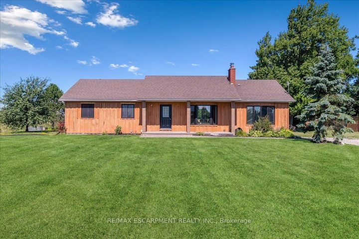 Photo 1 at 6550 Sinclairville Road, Rural Glanbrook, Hamilton