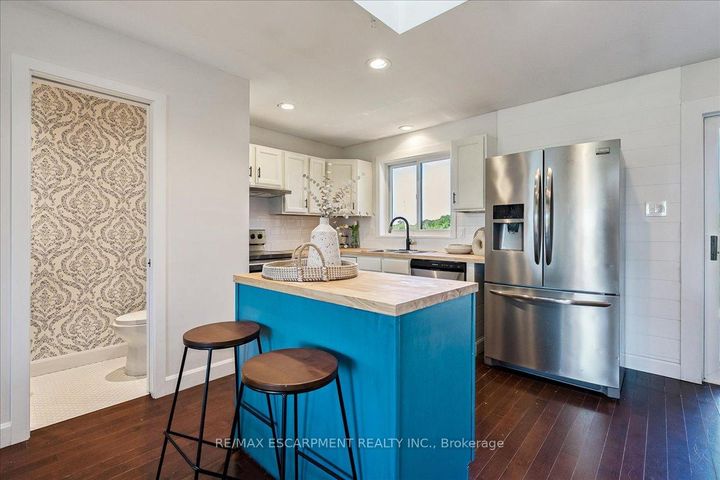 Photo 7 at 6550 Sinclairville Road, Rural Glanbrook, Hamilton