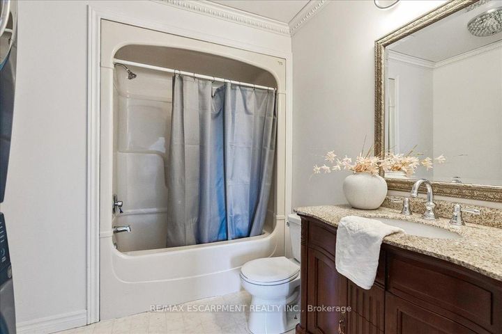 Photo 15 at 6550 Sinclairville Road, Rural Glanbrook, Hamilton