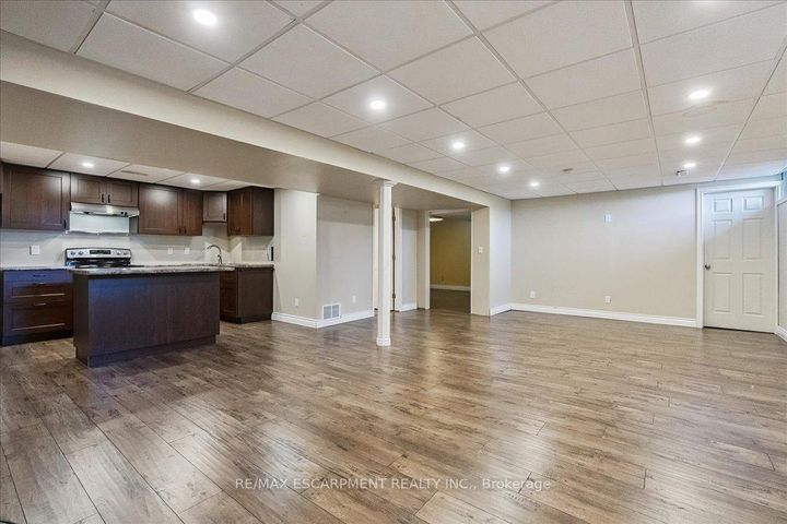 Photo 18 at 6550 Sinclairville Road, Rural Glanbrook, Hamilton