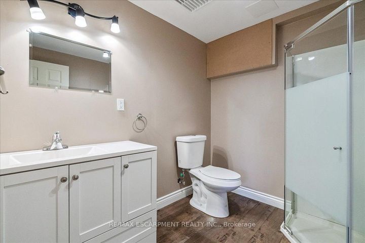 Photo 22 at 6550 Sinclairville Road, Rural Glanbrook, Hamilton