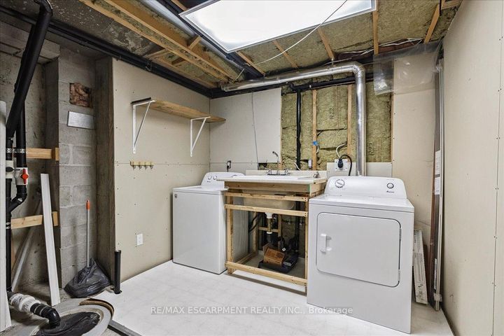 Photo 23 at 6550 Sinclairville Road, Rural Glanbrook, Hamilton