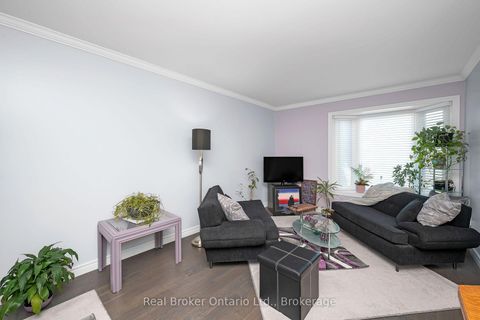 Photo 8 at 163 Ross Lane, RO River Oaks, Oakville