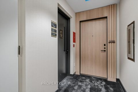 Photo 11 at 3708 - 35 Mercer Street, Waterfront Communities C1, Toronto
