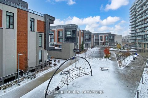 Photo 16 at 212 - 6 David Eyer Road, Rural Richmond Hill, Richmond Hill