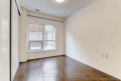 Photo 10 at 105 - 872 Sheppard Avenue W, Bathurst Manor, Toronto