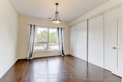 Photo 13 at 105 - 872 Sheppard Avenue W, Bathurst Manor, Toronto