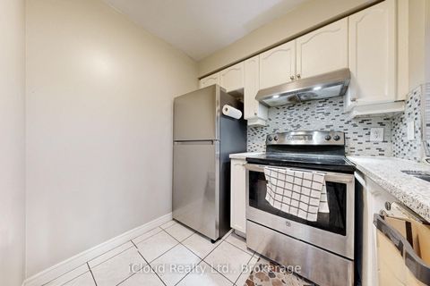 Photo 11 at 3232 - 68 Corporate Drive, Woburn, Toronto