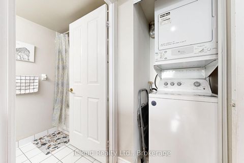 Photo 33 at 3232 - 68 Corporate Drive, Woburn, Toronto