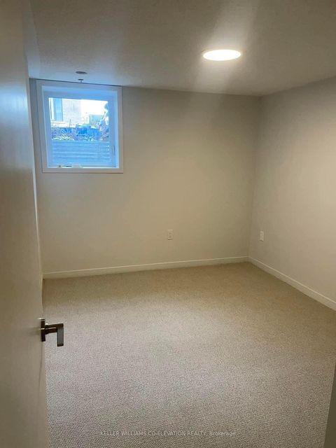 Photo 5 at 188 - 10 Lloyd Janes Blk Lane, New Toronto, Toronto