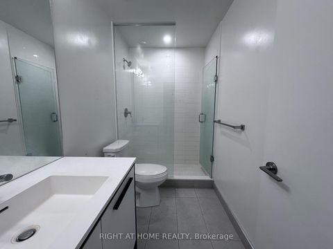 Photo 16 at 015 - 185 Deerfield Road, Central Newmarket, Newmarket