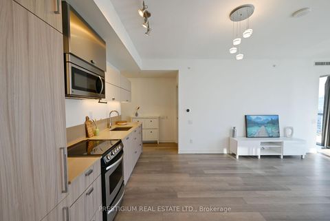 Photo 4 at 1910 - 290 Adelaide Street W, Waterfront Communities C1, Toronto