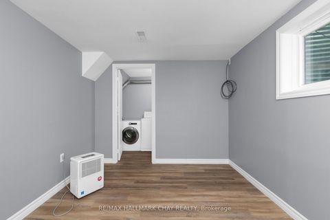 Photo 14 at 61 Corbett Drive, Grove East, Barrie