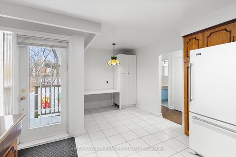 Photo 4 at 118 Palm Drive, Clanton Park, Toronto