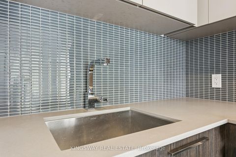 Photo 6 at 604 - 20 Brin Drive, Humber Valley, Toronto