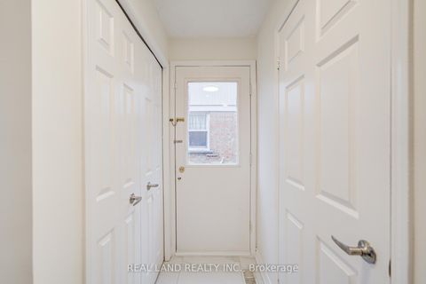 Photo 20 at 46 Wintermute Boulevard, Steeles, Toronto