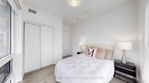 Photo 24 at 319E - 8868 Yonge Street, South Richvale, Richmond Hill