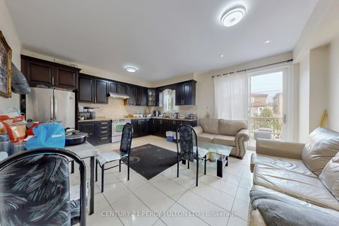 Photo 3 at 33 Wanstead Avenue, Oakridge, Toronto