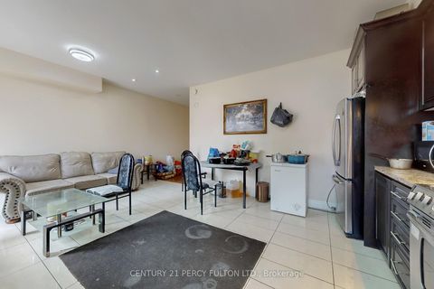 Photo 5 at 33 Wanstead Avenue, Oakridge, Toronto