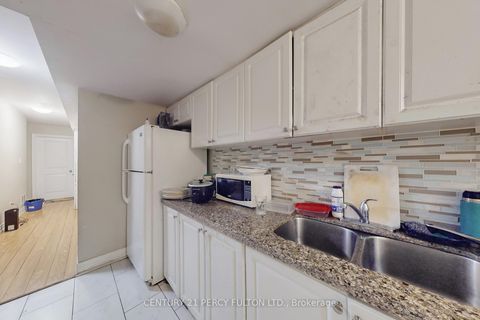 Photo 34 at 33 Wanstead Avenue, Oakridge, Toronto