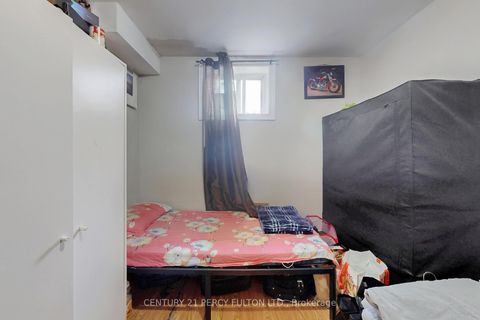 Photo 38 at 33 Wanstead Avenue, Oakridge, Toronto