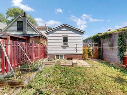 Photo 26 at 48 St Dunstan Drive, Oakridge, Toronto