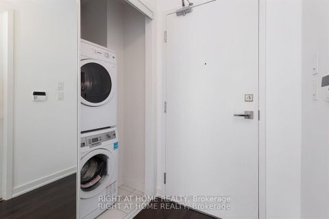 Photo 15 at 4906 - 12 York Street, Waterfront Communities C1, Toronto