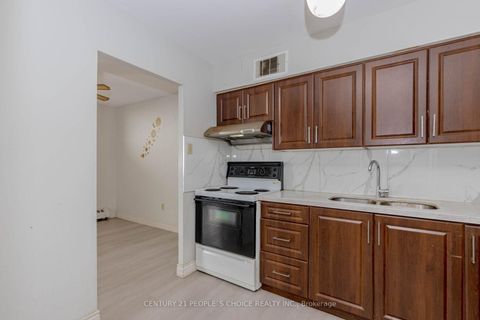 Photo 26 at 801 - 3533 Derry Road E, Malton, Mississauga