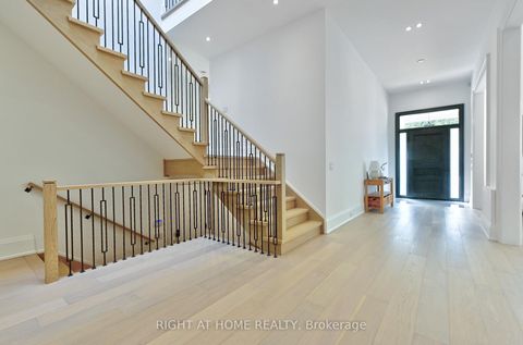 Photo 1 at 27 Hurlingham Crescent, Don Mills, Toronto