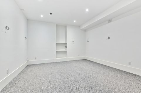 Photo 45 at 27 Hurlingham Crescent, Don Mills, Toronto