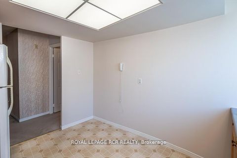 Photo 9 at 901 - 270 Davis Drive, Central Newmarket, Newmarket