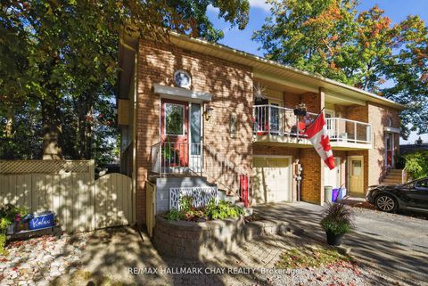 Photo 2 at 155 Maple Avenue, City Centre, Barrie