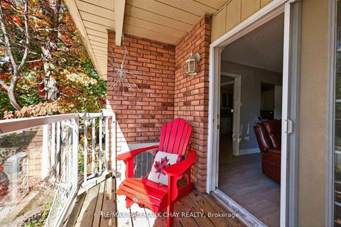 Photo 14 at 155 Maple Avenue, City Centre, Barrie