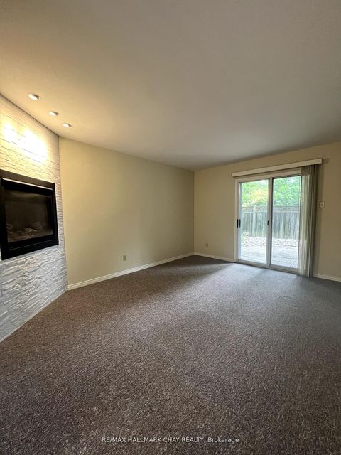 Photo 40 at 155 Maple Avenue, City Centre, Barrie