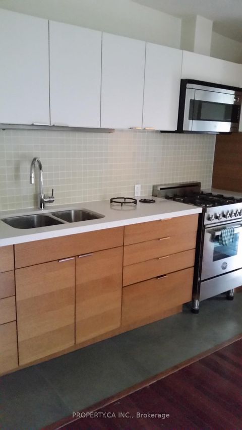 Photo 9 at 22 Brad Street, Junction Area, Toronto