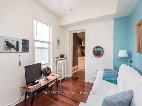 Photo 13 at 22 Brad Street, Junction Area, Toronto