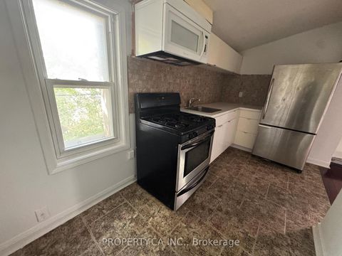 Photo 19 at 22 Brad Street, Junction Area, Toronto