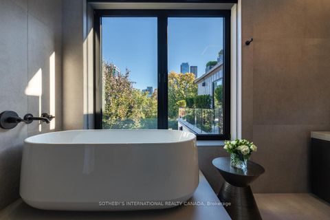 Photo 15 at 3 - 85 Bedford Road, Annex, Toronto