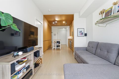 Photo 17 at 3916 - 15 Iceboat Terrace, Waterfront Communities C1, Toronto