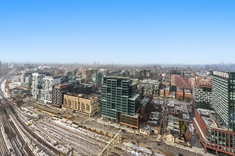 Photo 27 at 3916 - 15 Iceboat Terrace, Waterfront Communities C1, Toronto